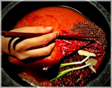 重慶一次性火鍋紅油廠家，學(xué)會(huì)吃火鍋不再上火