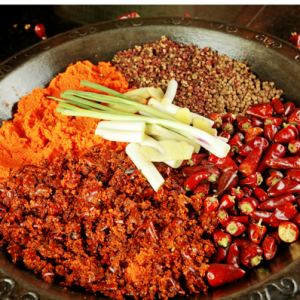 重慶火鍋底料哪里買，掌邦食品火鍋底料的優(yōu)點有哪些?