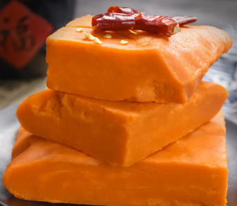 定制牛油紅油底料秘訣何在？選對(duì)廠家事半功倍！