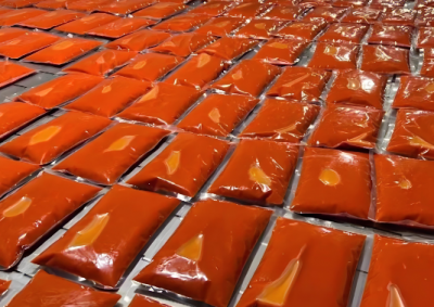 重慶火鍋底料獨特風(fēng)味，加工廠有何秘訣？