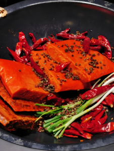 紅油火鍋底料，選購時有哪些易被忽視的要點？