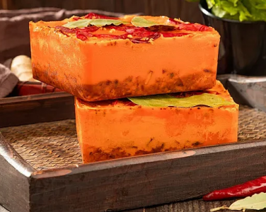 四川火鍋底料魅力何在？揭秘其獨(dú)特風(fēng)味特點(diǎn)