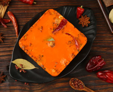 火鍋底料廠家直銷低價風(fēng)暴，品質(zhì)與味道如何雙重保障？