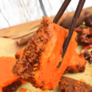 火鍋清油與牛油，風味與營養(yǎng)究竟有何不同？