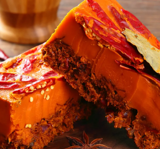 尋找火鍋底料優(yōu)質(zhì)源頭供應(yīng)商，如何驗(yàn)證廠家正規(guī)性成關(guān)鍵？