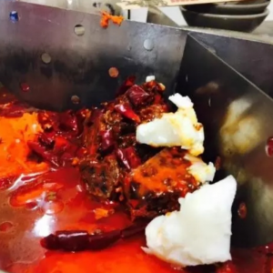 牛油紅油火鍋底料，如何巧妙去油膩，盡享清爽美味？